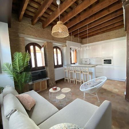Ferienwohnung Hostfy Centro Puerta Osario Sevilla Exterior foto